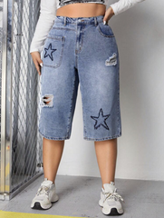 Short Bermuda larga con bordado de estrellas