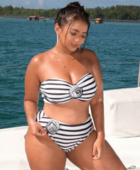 Traje de baño bikini de rayas