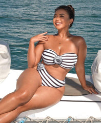 Traje de baño bikini de rayas