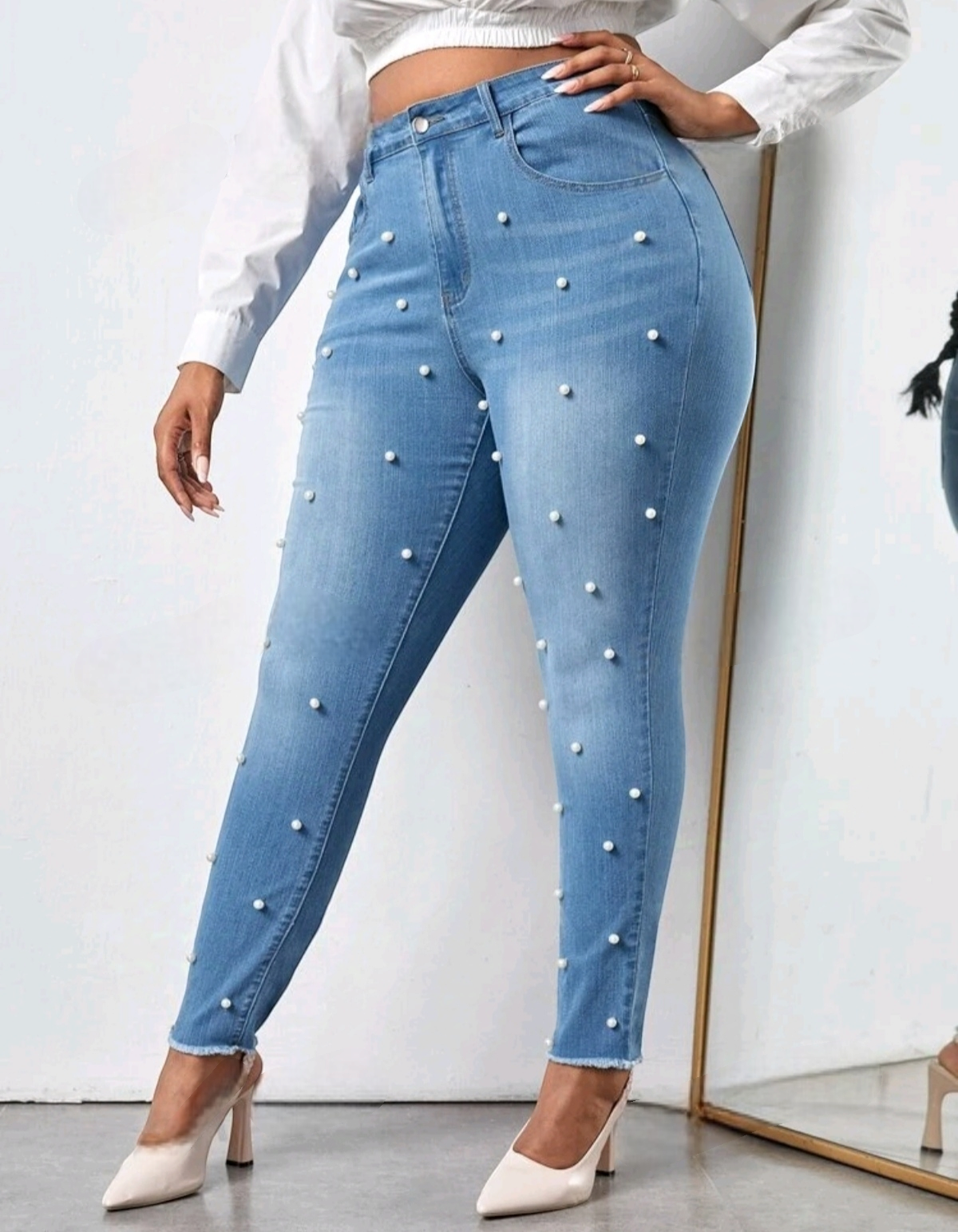 Jean tubito con perlas talle alto