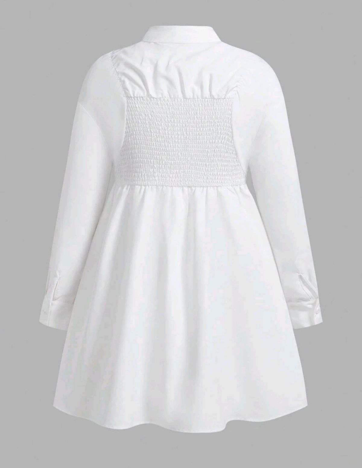 Vestido blanco con elástico ligero