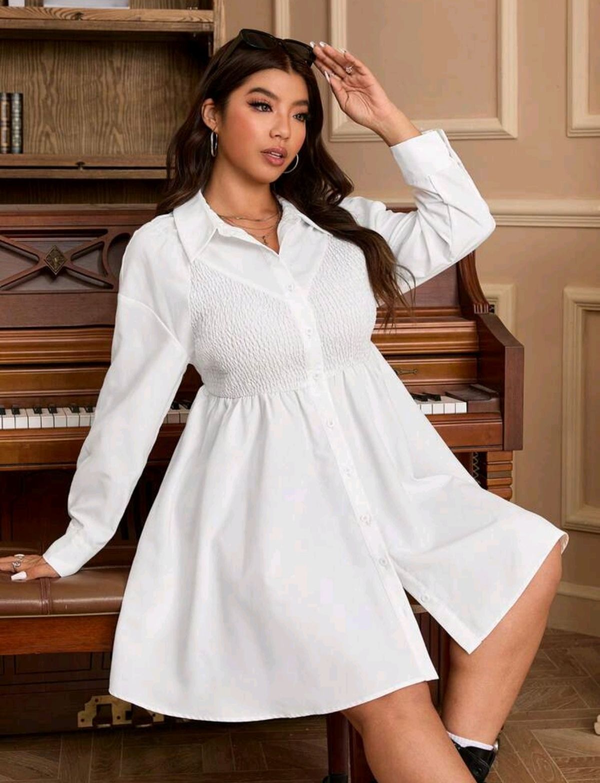 Vestido blanco con elástico ligero