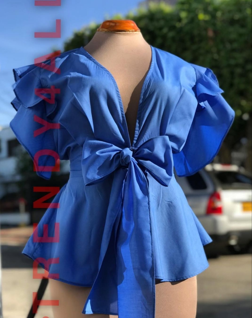 Blusa Marilyn azul rey